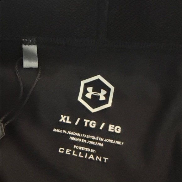 Under Armour compression Capri pants - Picture 2 of 4